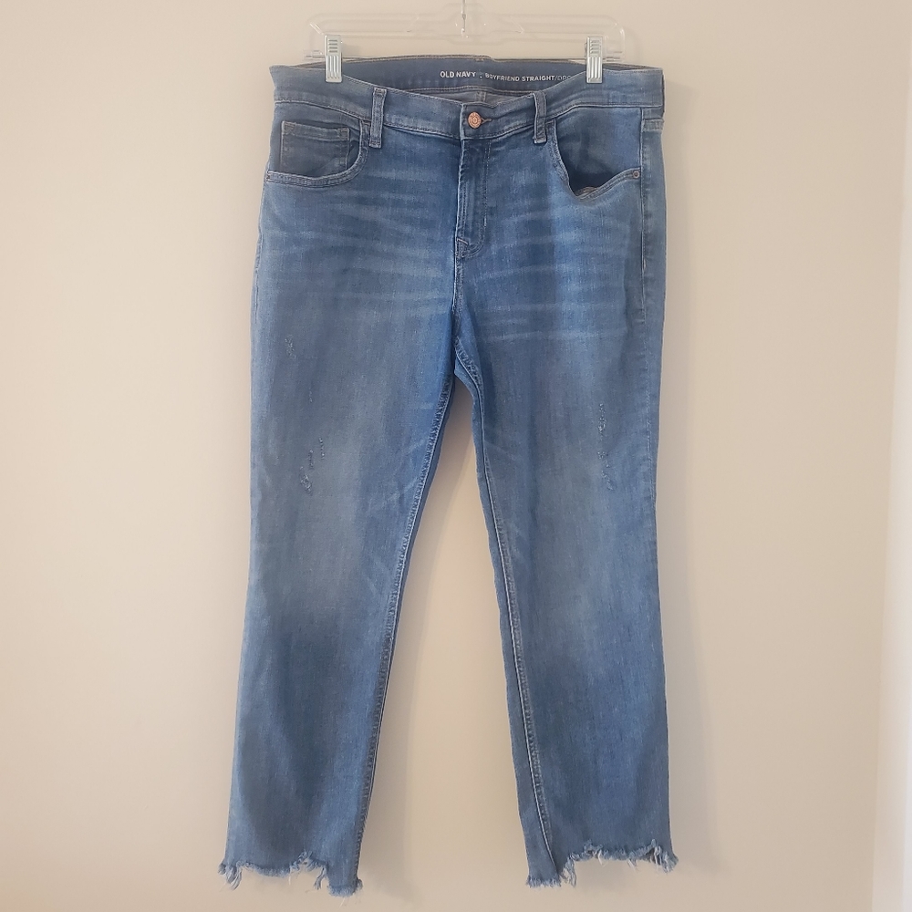 Old Navy Boyfriend Straight Distressed Jeans